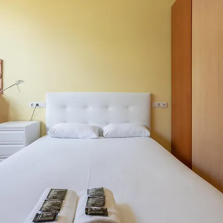 Ganburu By People Appartamento Bilbao